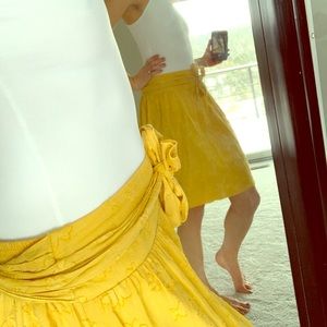 Anthropologie flower embossed skirt sz 4